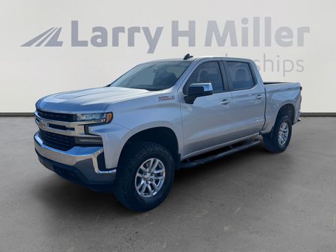 Used 2022 Chevrolet Silverado 1500 LT w/ Z71 Off-Road Package image 1