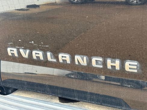 Used 2011 Chevrolet Avalanche LS w/ Regional Value Package image 11