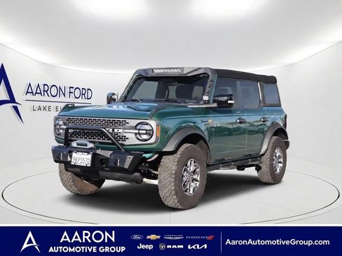Used 2023 Ford Bronco Badlands AWD/4WD image 1