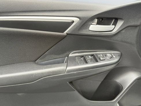 Used 2019 Honda Fit LX image 16