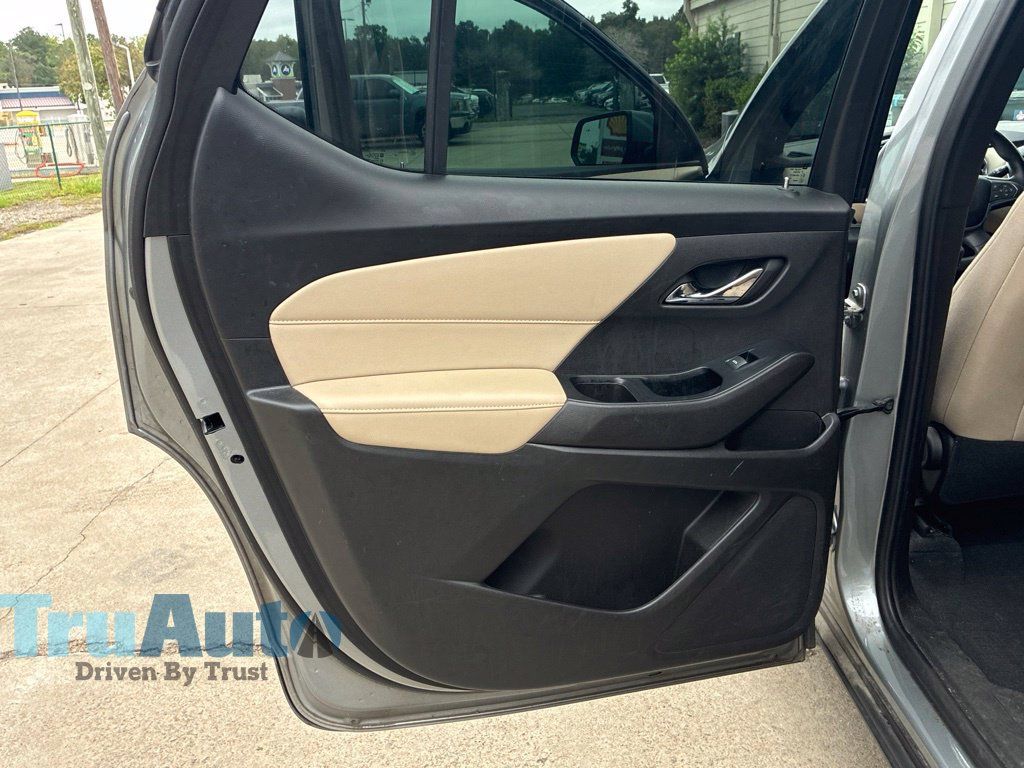 Used 2024 Chevrolet Traverse LS w/ Safety Package FWD image 37