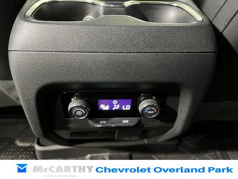 Used 2024 Chevrolet Traverse Z71 w/ Enhanced Driving Package AWD/4WD image 25