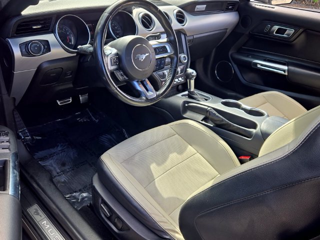 Used 2022 Ford Mustang Premium RWD image 10