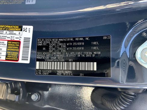 Used 2024 Toyota Grand Highlander AWD image 37