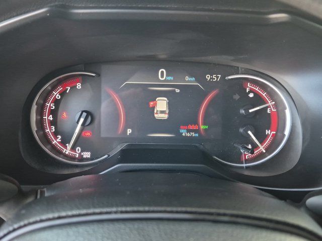 Used 2025 Toyota RAV4 XLE AWD/4WD image 19