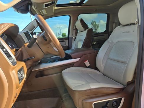 Used 2021 RAM 1500 Laramie w/ Laramie Southwest Edition RWD image 17