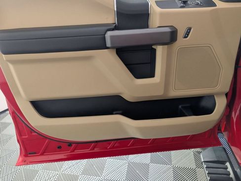 Used 2019 Ford F250 XLT AWD/4WD image 11