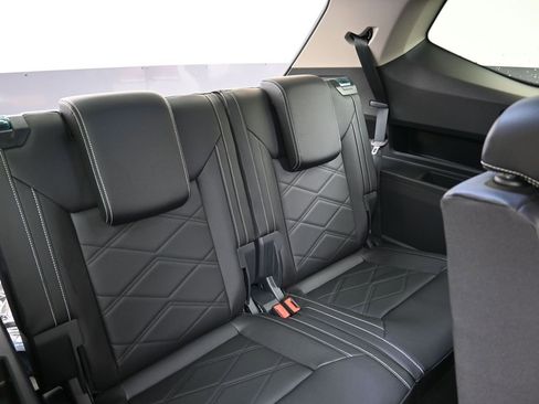 New 2026 Volkswagen Atlas SE image 17