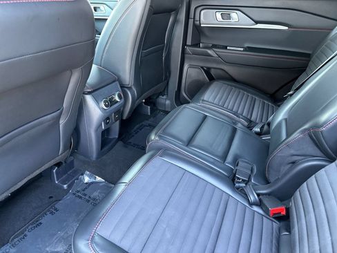 Certified 2025 Ford Explorer ST-Line w/ ST-Line Street Pack AWD/4WD image 11