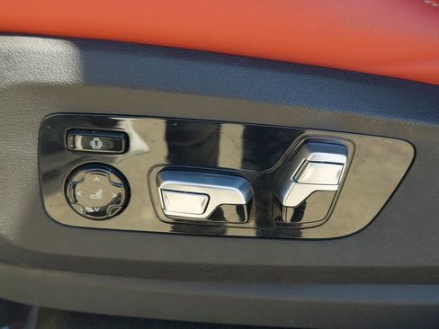 Used 2024 BMW X5 M Competition w/ Executive Package image 18