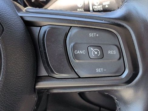 Used 2021 Jeep Gladiator Sport AWD/4WD image 33