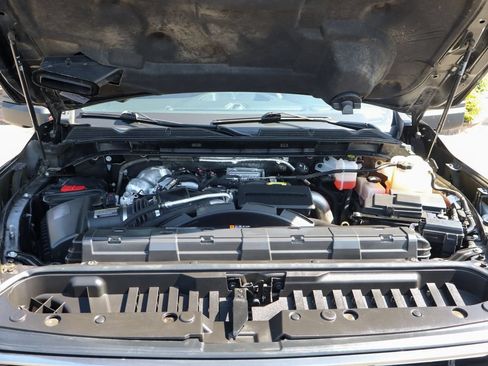 Used 2023 GMC Sierra 2500 AT4 w/ AT4 Preferred Package AWD/4WD image 13