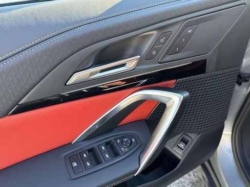 Certified 2025 BMW X2 xDrive28i image 23