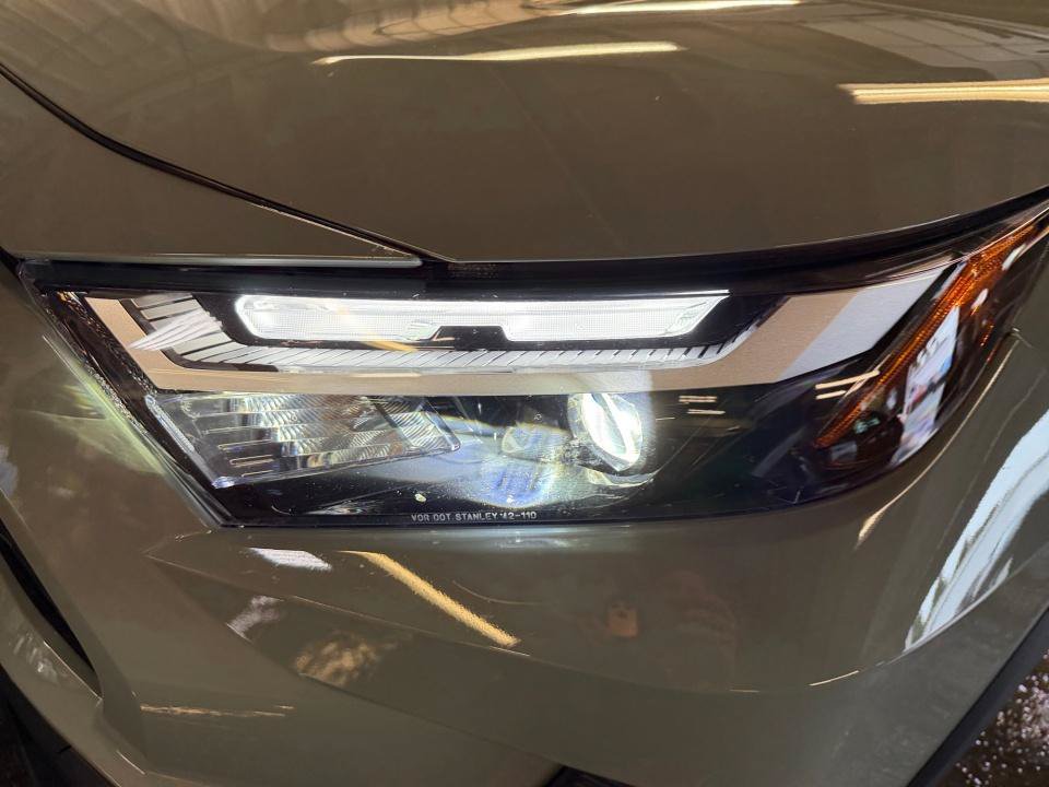Certified 2023 Toyota RAV4 XLE AWD/4WD image 30