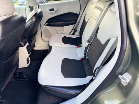 Used 2018 Jeep Compass Latitude w/ Popular Equipment Group image 30