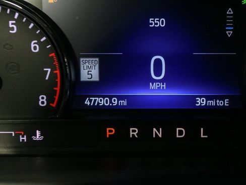 Used 2022 Ford Explorer XLT w/ Equipment Group 202A image 36