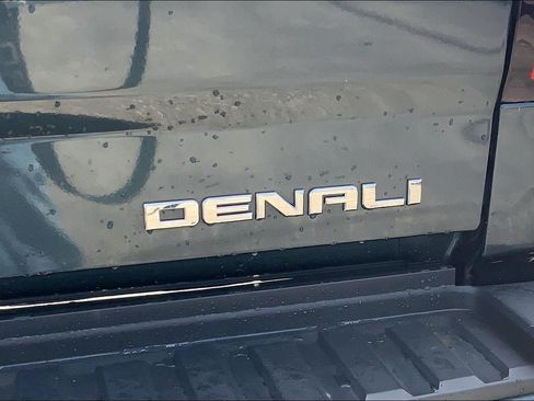 Used 2017 GMC Sierra 3500 Denali w/ Duramax Plus Package AWD/4WD image 8