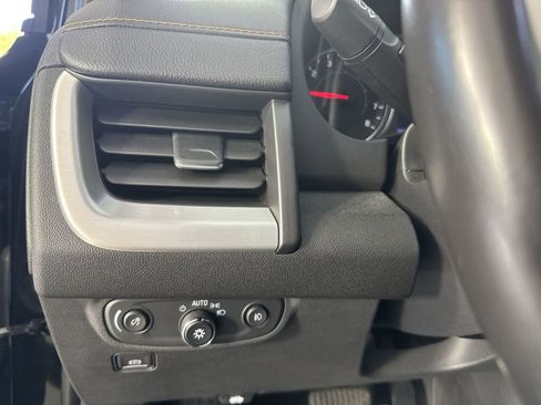 Used 2020 GMC Terrain SLT image 14