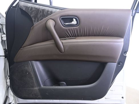 Used 2021 Nissan Armada Platinum w/ Captain's Chairs Package AWD/4WD image 22
