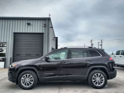 Certified 2021 Jeep Cherokee Latitude Lux w/ Comfort/Convenience Group AWD/4WD image 5