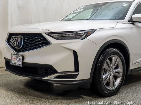 Used 2025 Acura MDX SH-AWD image 3