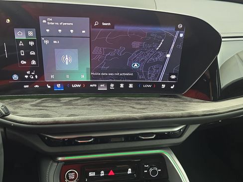 Used 2025 Audi Q5 Premium Plus w/ Premium Plus image 20