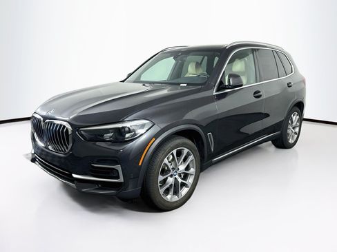 Used 2022 BMW X5 sDrive40i w/ Premium Package RWD image 3