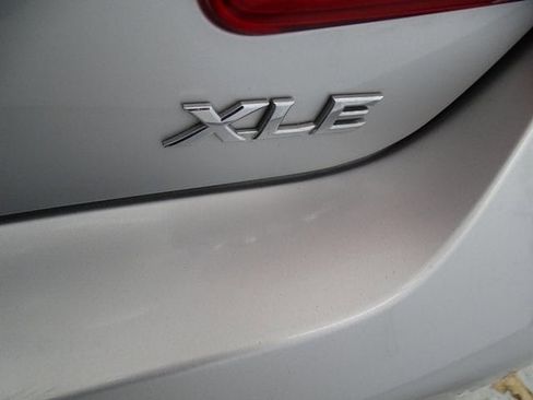 Used 2009 Toyota Camry XLE image 20