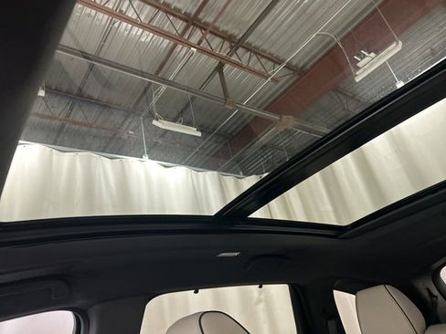 Used 2025 Acura MDX Type S image 25