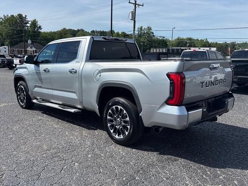 Used 2022 Toyota Tundra Limited AWD/4WD image 5