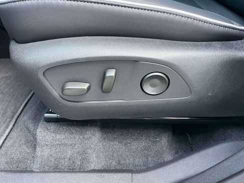 Certified 2026 Buick Enclave Sport Touring w/ Power Package FWD image 30