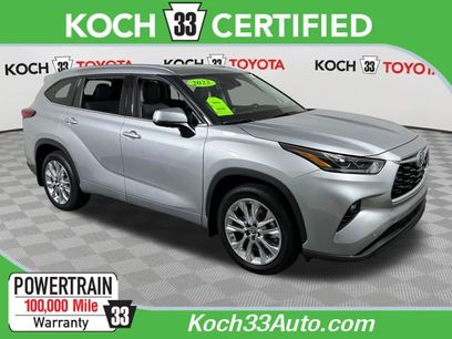 Used 2022 Toyota Highlander Limited
