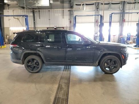 Used 2023 Jeep Grand Cherokee L Limited w/ Luxury Tech Group II AWD/4WD image 8