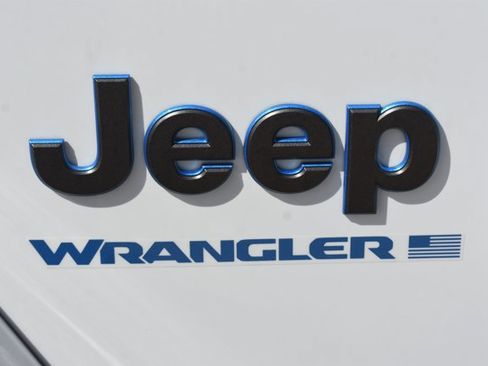 Used 2024 Jeep Wrangler Unlimited AWD/4WD image 12