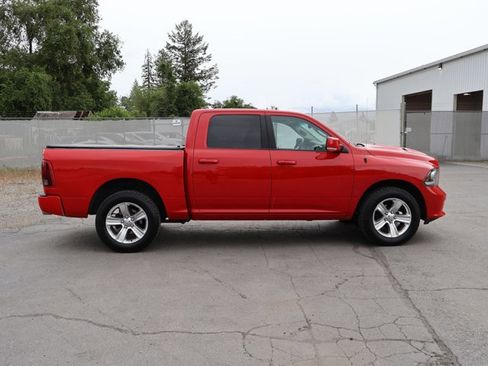 Used 2014 RAM 1500 Sport w/ Convenience Group AWD/4WD image 4