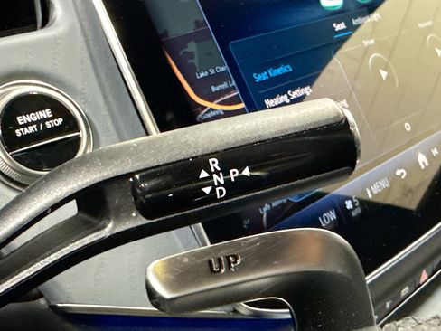 Used 2025 Mercedes-Benz E 53 AMG e 4MATIC Sedan image 29