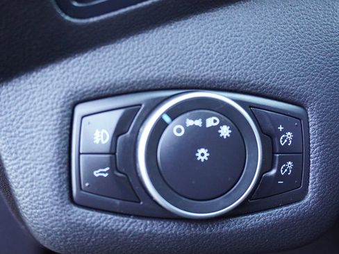 Used 2018 Ford Escape SE AWD/4WD image 24
