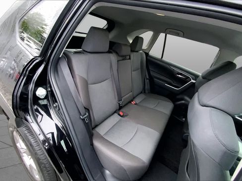 Used 2025 Toyota RAV4 XLE w/ Weather Package AWD/4WD image 19