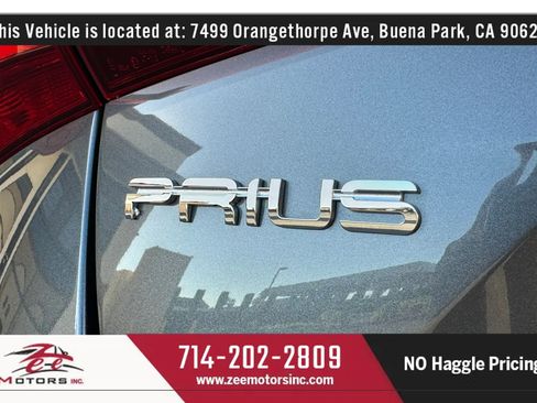 Used 2020 Toyota Prius LE FWD image 57