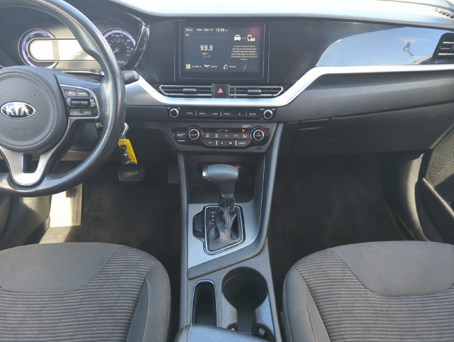 Used 2020 Kia Niro LX FWD image 25
