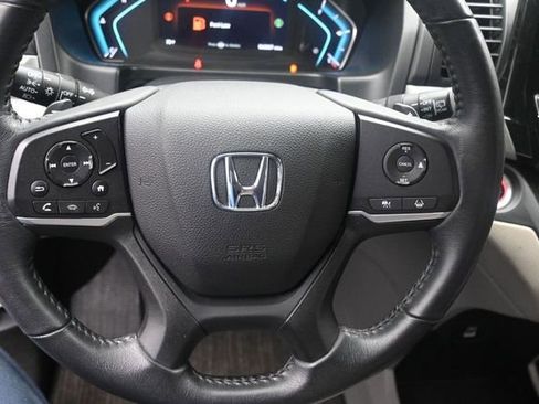 Used 2022 Honda Odyssey EX-L image 12