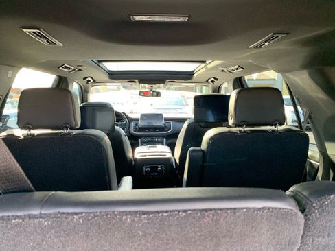 Used 2021 GMC Yukon SLT w/ SLT Luxury Plus Package image 15