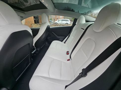 Used 2023 Tesla Model 3 Standard Range image 53