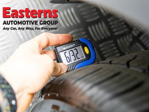 Used 2021 Tesla Model Y Long Range image 20