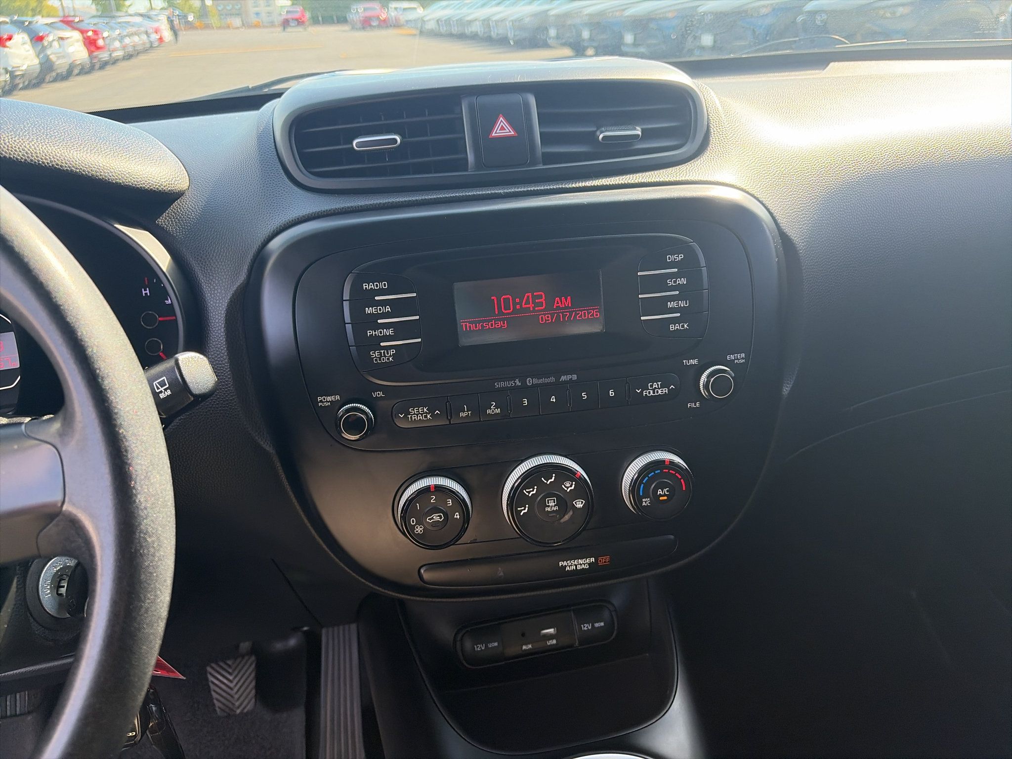Used 2016 Kia Soul FWD image 25