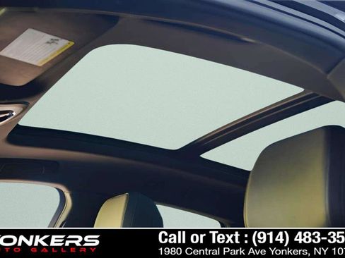 Used 2021 Porsche Macan S image 29