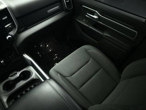Used 2022 RAM 1500 Big Horn AWD/4WD image 41