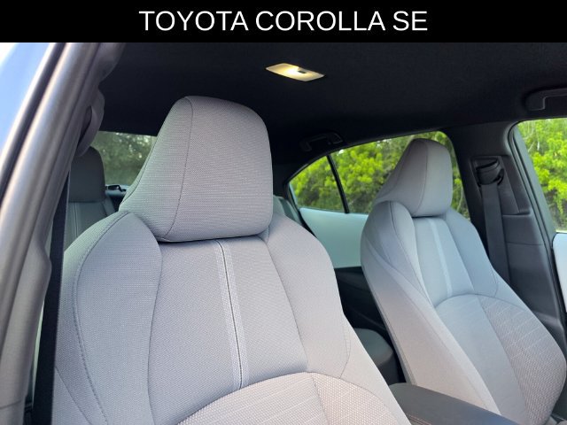 Used 2024 Toyota Corolla SE FWD image 11