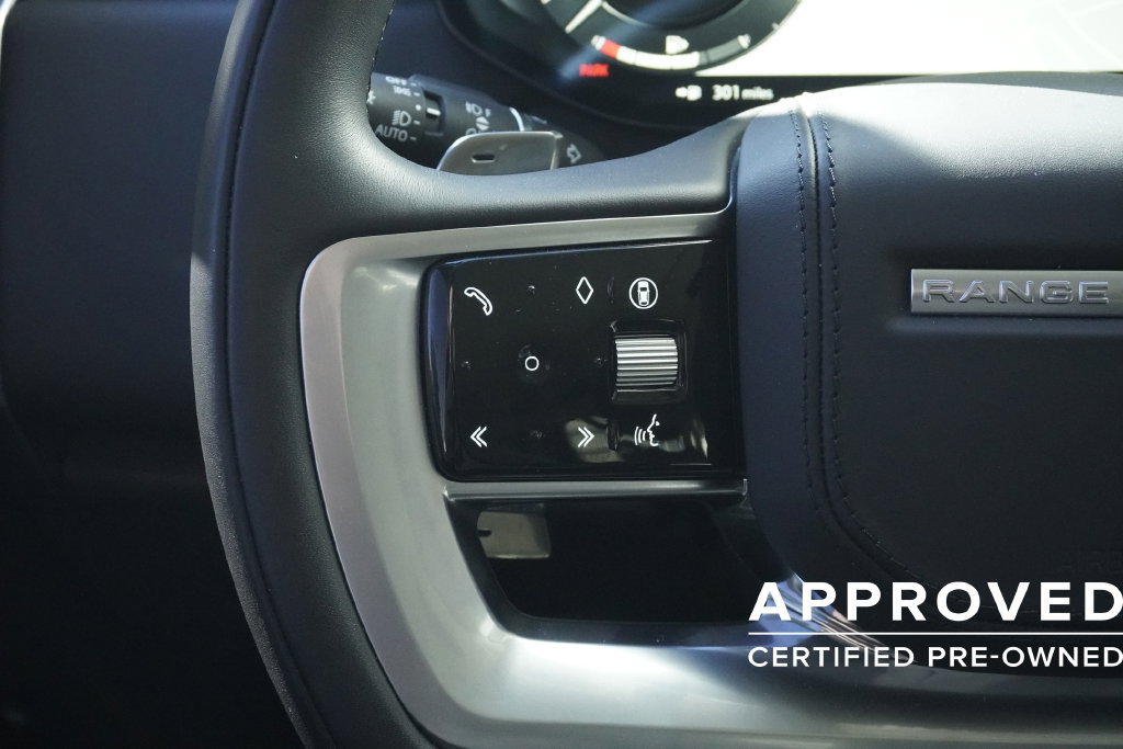 Used 2026 Land Rover Range Rover SE AWD/4WD image 12