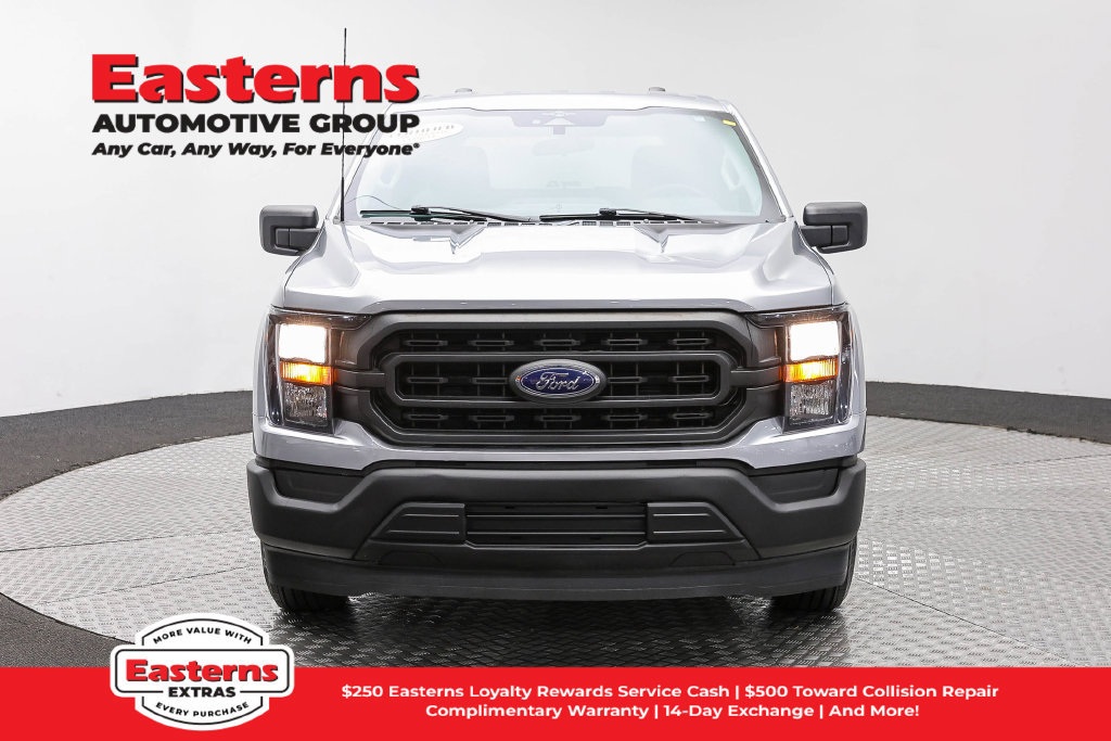 Used 2023 Ford F150 XL RWD image 3